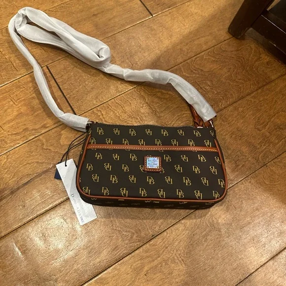 Dooney & Bourke Black and Tan Monogram Crossbody Bag 9x6 - Picture 7 of 8
